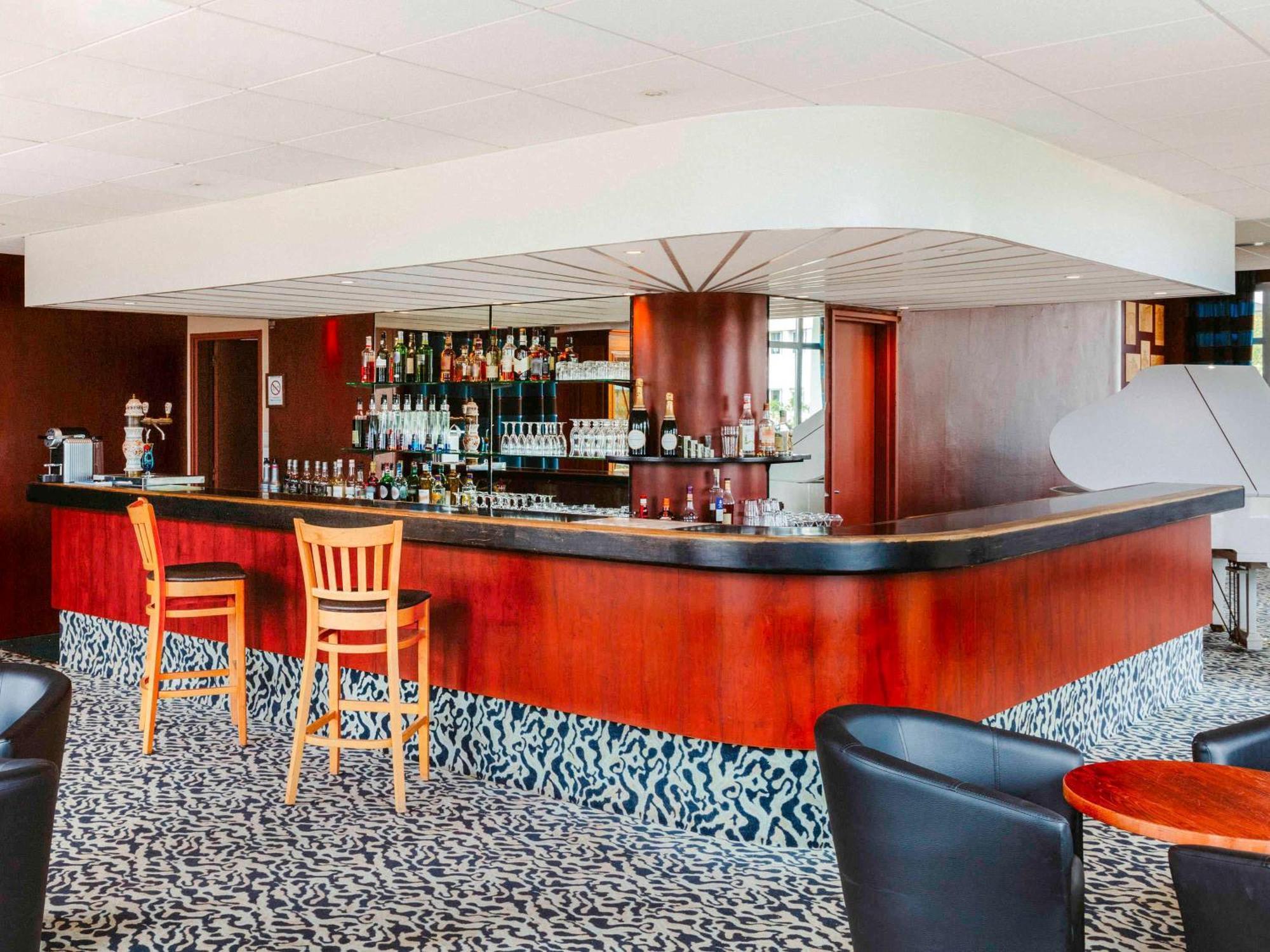 Mercure Nevers Pont De Loire Экстерьер фото