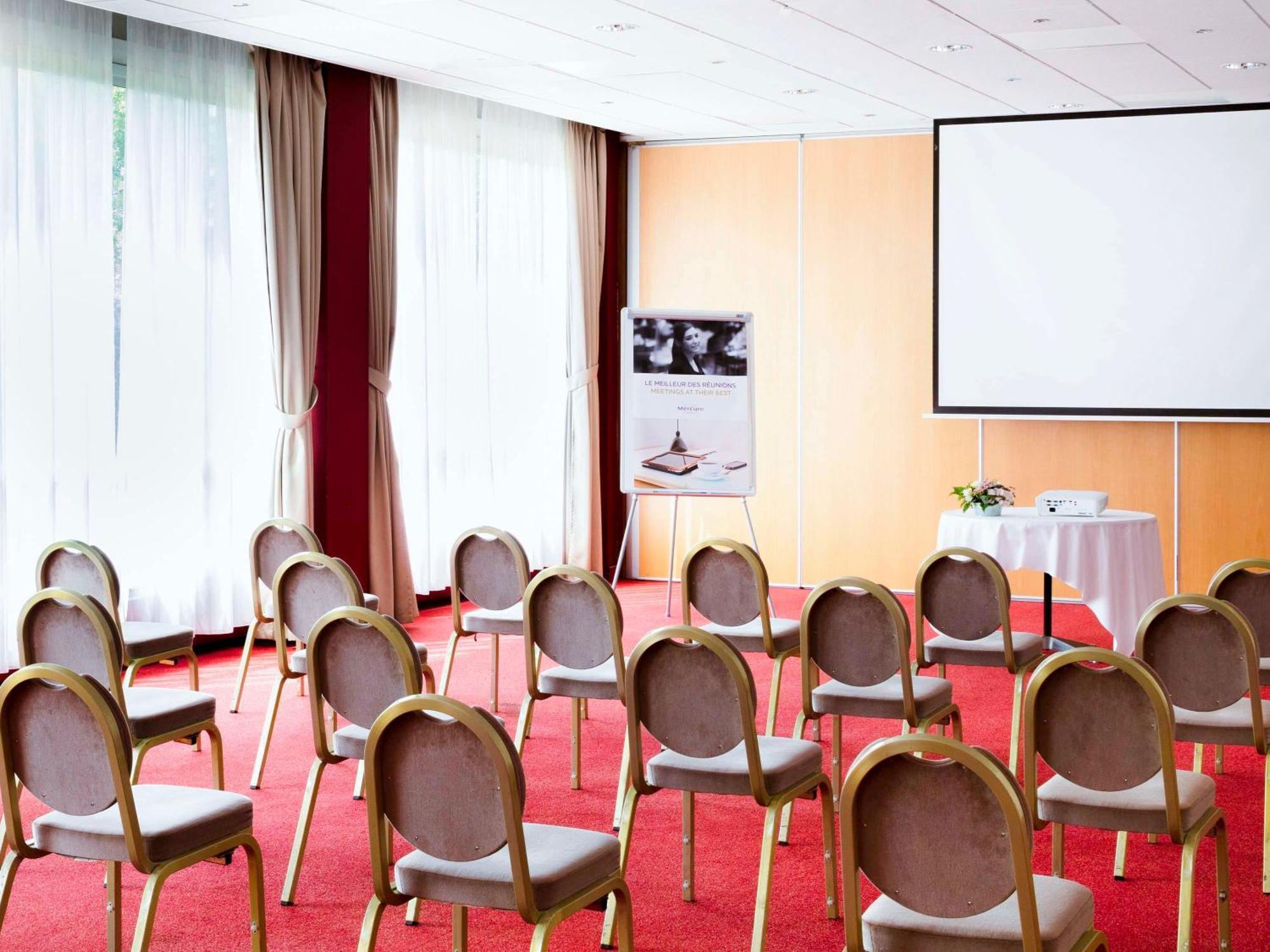 Mercure Nevers Pont De Loire Экстерьер фото